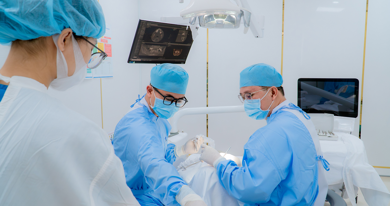 Phòng phẫu thuật cấy ghép implant nha khoa I-Dent.