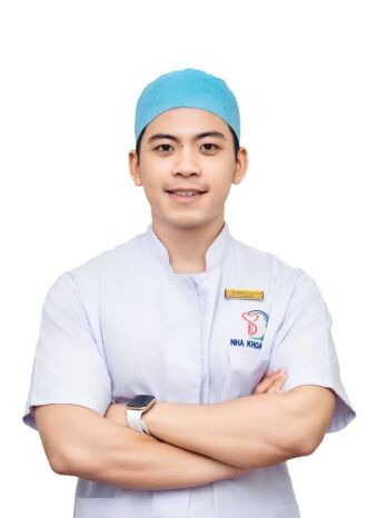 Bác sĩ NGUYỄN QUANG LINH - Phục hình sứ trên Implant