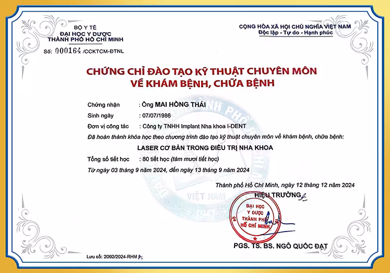 Bằng cấp và chứng chỉ của bác sĩ Mai Hồng Thái.
