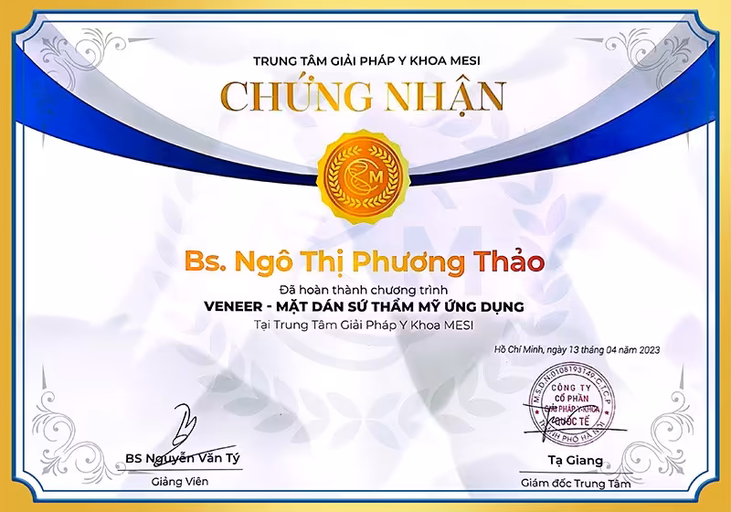 Bằng cấp và chứng chỉ của bác sĩ Ngô Thị Phương Thảo.