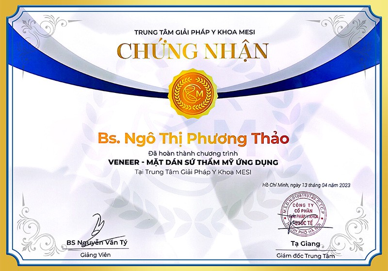 Bằng cấp và chứng chỉ của bác sĩ Ngô Thị Phương Thảo.