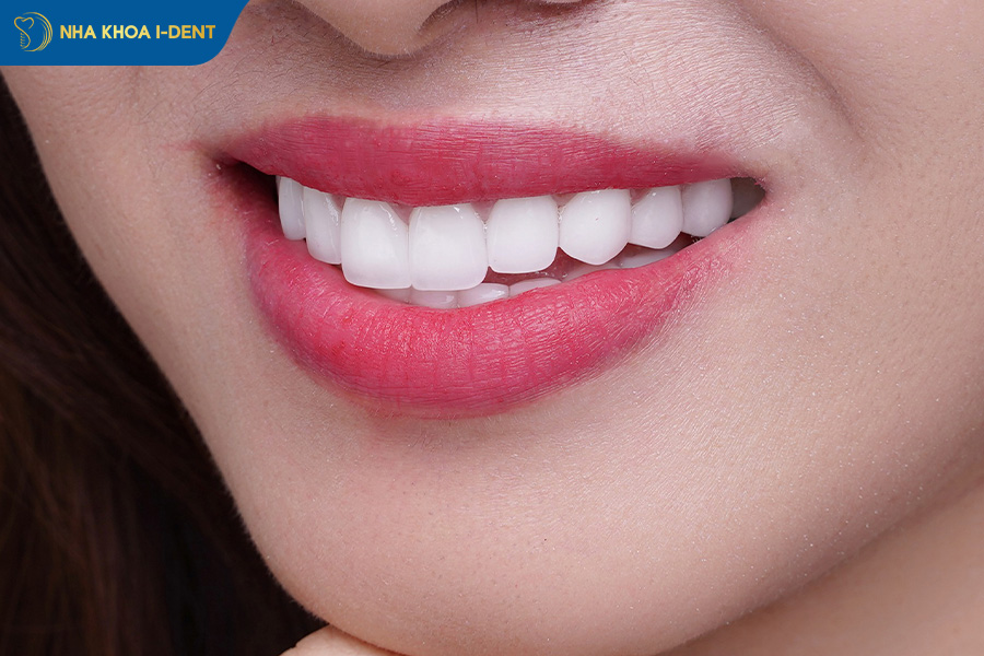 làm răng sứ thỏ