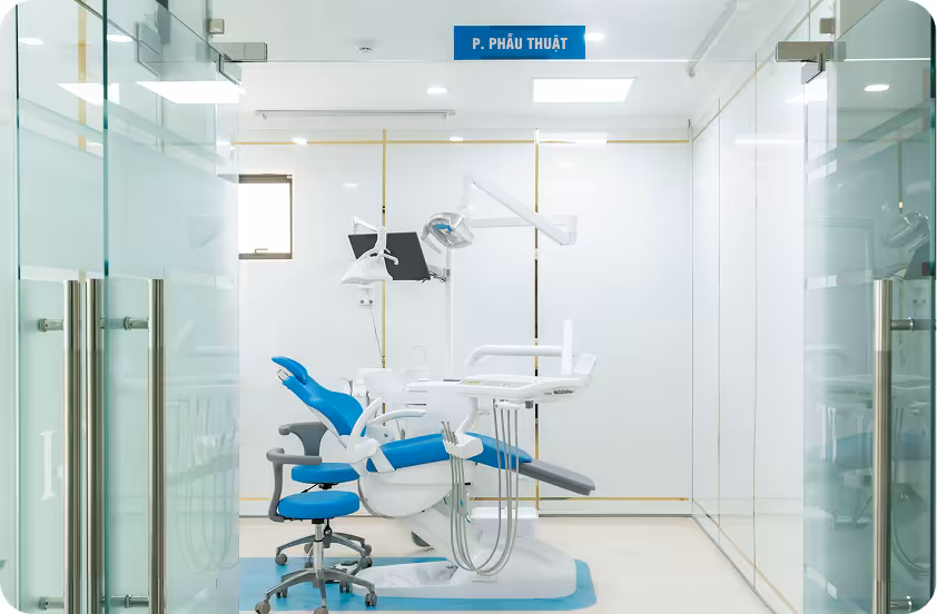 Phòng phẫu thuật cấy ghép implant đạt chuẩn Bộ Y tế tại nha khoa I-Dent.