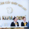 Bác sĩ tại nha khoa I-Dent sẽ dặn dò thời gian tái khám sau khi cấy implant toàn hàm.