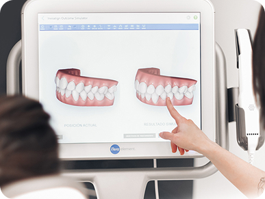 Công nghệ ClinCheck 3D cho phép xem hình ảnh mô phỏng nụ cười ở tương lai.