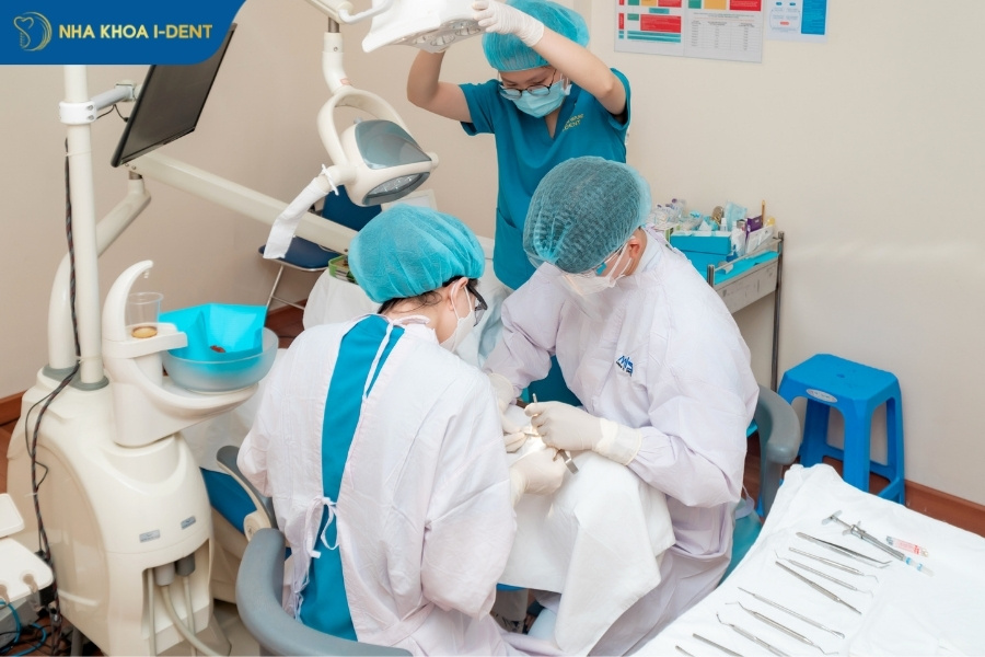 nhổ răng khôn đau hay không