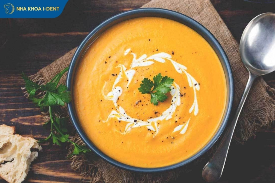 nhổ răng khôn xong kiêng ăn gì