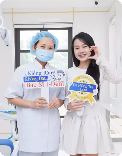 Bác Sĩ Trong Quá Trình Điều Trị Và Thăm Khám