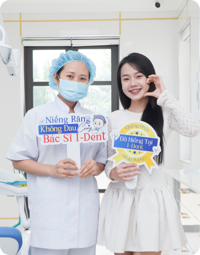 Bác Sĩ Trong Quá Trình Điều Trị Và Thăm Khám