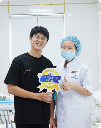 Bác Sĩ Trong Quá Trình Điều Trị Và Thăm Khám