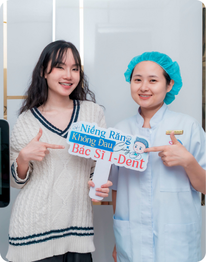 Bác Sĩ Trong Quá Trình Điều Trị Và Thăm Khám