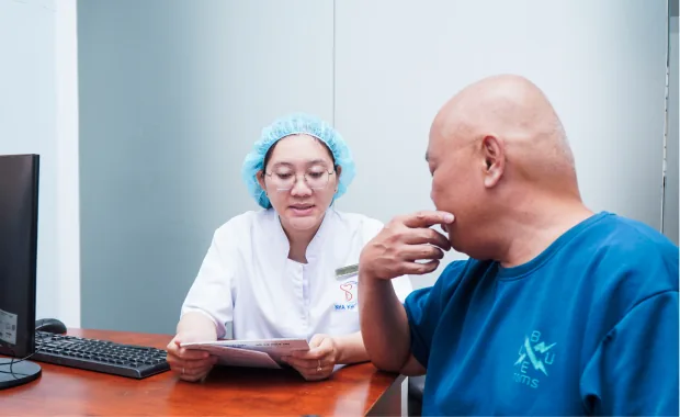 Bác Sĩ Cki Ngô Thị Phương Thảo Luôn Tiến Hành Thăm Khám Tổng Quát Tình Trạng Răng Miệng
