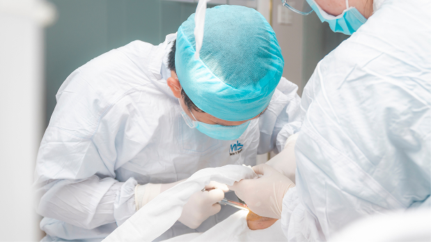 Dr. Nguyen Hoang Nhan Is Deeply Dedicated To Every Treatment.