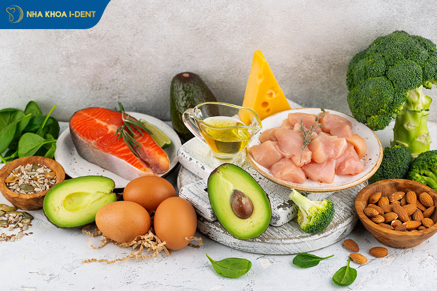 màng trắng xuất hiện sau khi nhổ răng