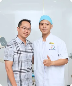 Bác Sĩ Trong Quá Trình Điều Trị Và Thăm Khám