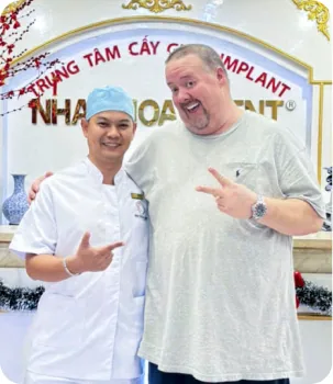 Bác Sĩ Trong Quá Trình Điều Trị Và Thăm Khám