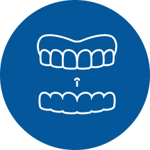 Nha khoa I-Dent tặng răng tạm cho khách hàng khi cấy implant.