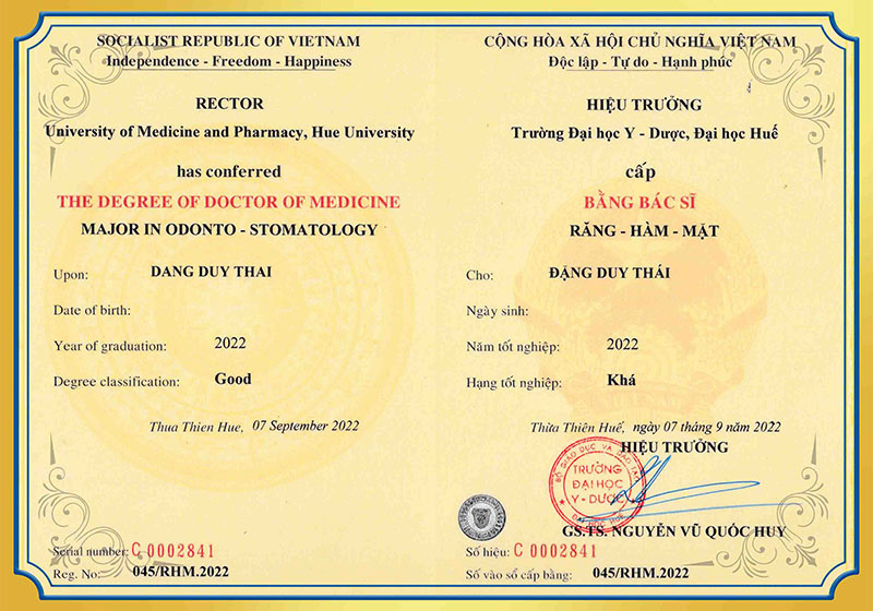 Bằng bác sĩ răng hàm mặt BS Duy Thái