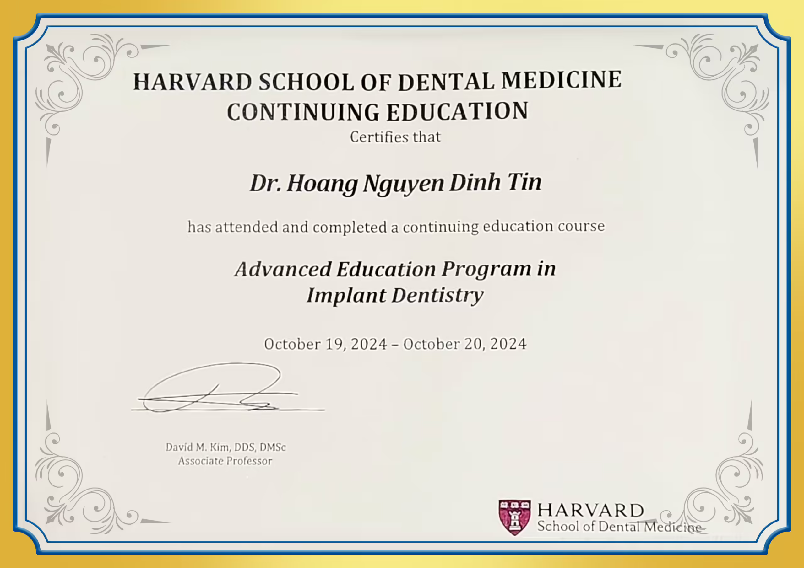 Chứng chỉ cấy ghép Implant ĐH Harvard BS Tín
