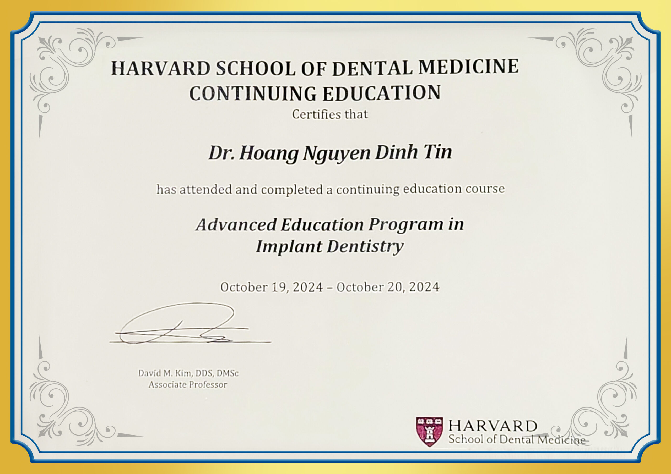 Chứng chỉ cấy ghép Implant ĐH Harvard BS Tín