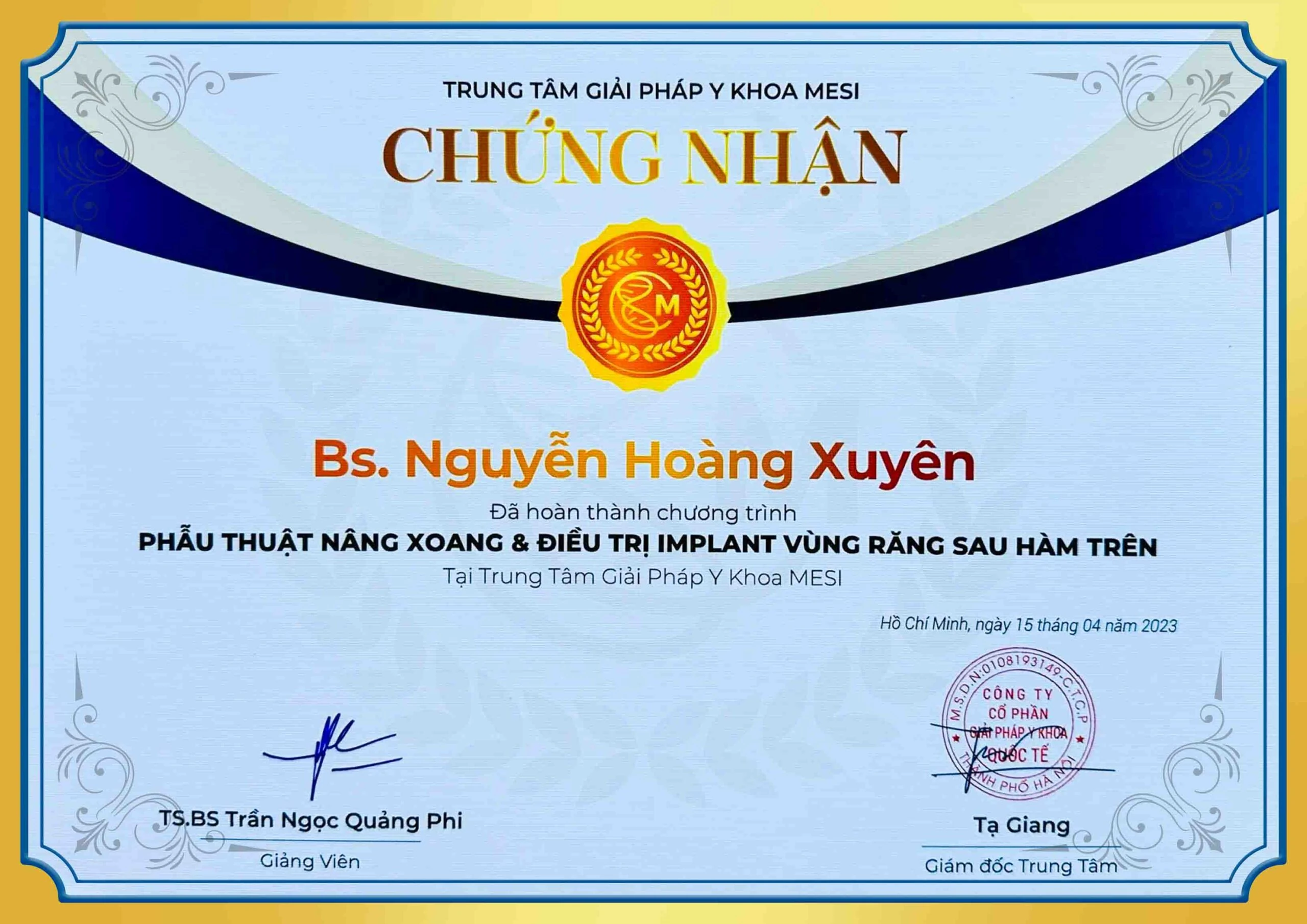 Chứng nhận phẫu thuật nâng xoang và điều trị implant BS Xuyên