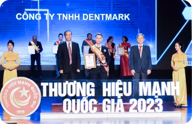 I-Dent Dental Clinic was named among the Top Prestigious Dental Clinics of 2023 at the National Strong Brands Awards