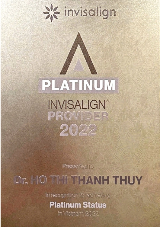 Bác sĩ CKI Hồ Thị Thanh Thủy đạt danh hiệu Invisalign Platinum Provider 2022