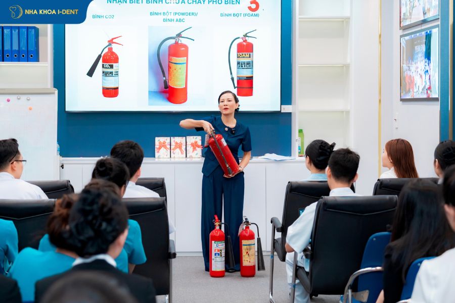 Nha khoa I-Dent diễn tập pccc 2026