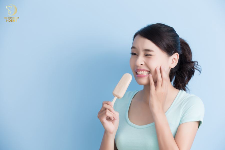 Sâu răng đau bao lâu? Sâu răng gây đau nhức kéo dài, khiến người bệnh ăn uống khó khăn Sâu răng đau bao lâu? Sâu răng gây đau nhức kéo dài, khiến người bệnh ăn uống khó khăn